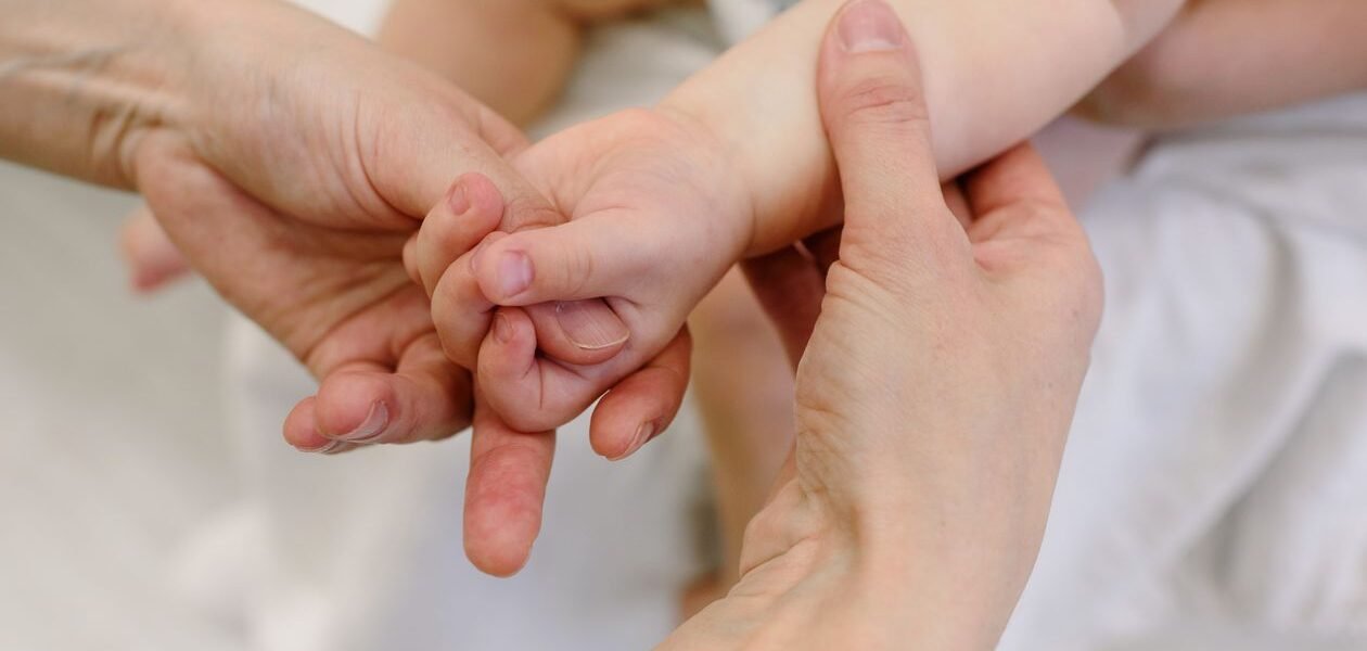 babymassage techniek en voordelen