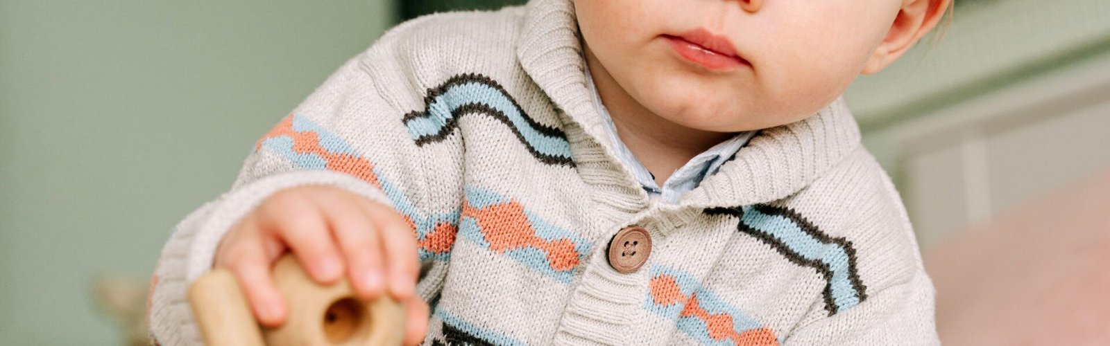 Babycadeautjes van HEMA voor een kleine jongen: knuffel en kleertjes